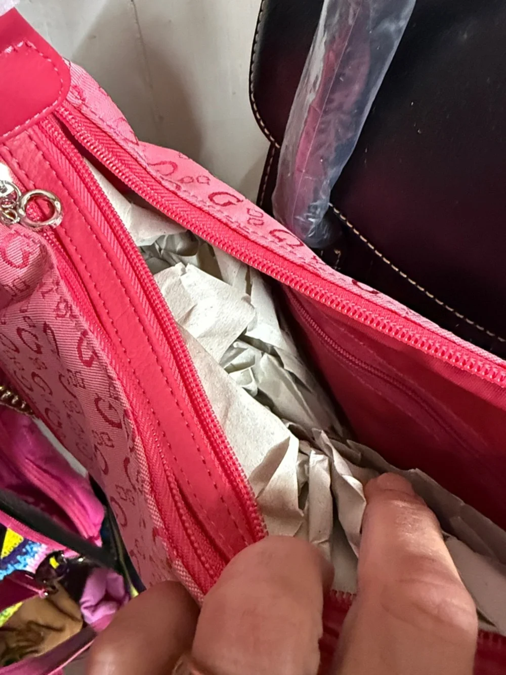 Pink Designer-Style Shoulder Bag - Picture 4 of 5